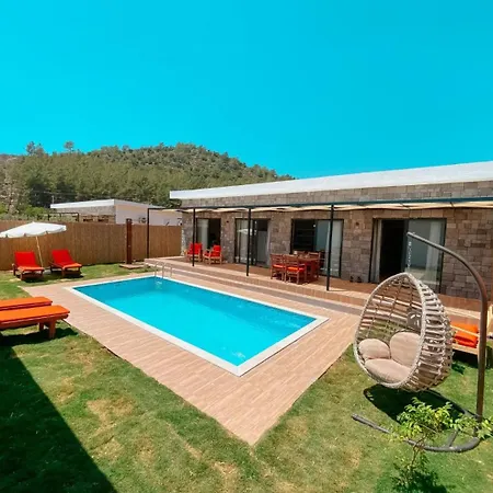 Stone 2 Hotel
