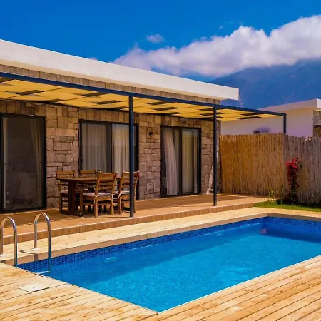 Stone 2 Hotel
